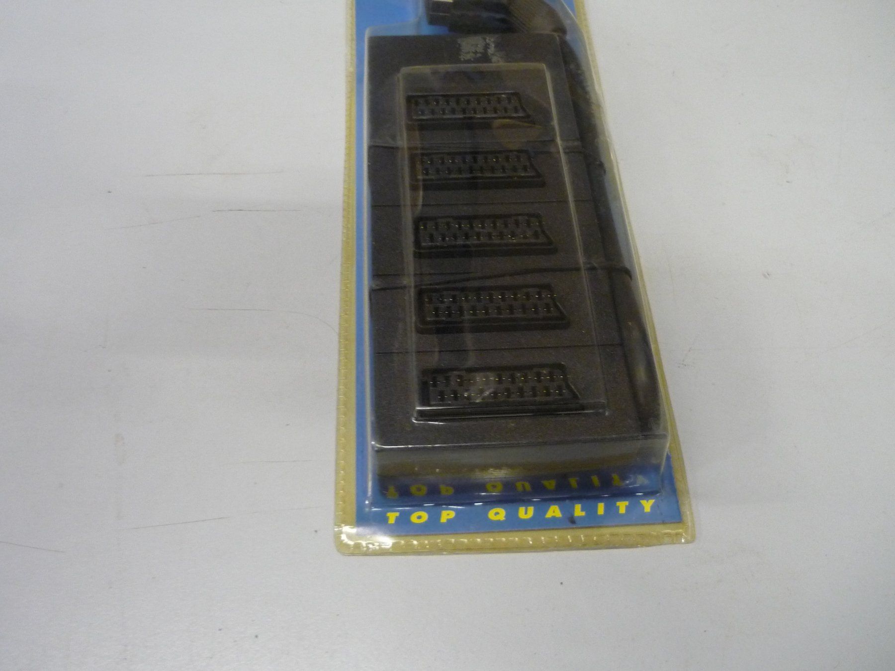 Registratori: 5er Block Scart VHS Videorecorder anschluss – Usato da Beringen venduto da Flatretriever 1