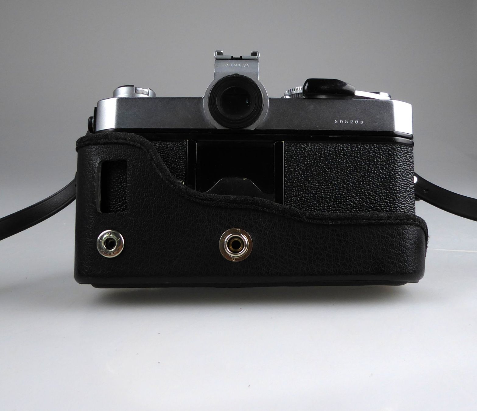 Konica Appareil photo: Konika Autoreflex T3 – D'occasion à Volketswil par brockipfannenstil 3
