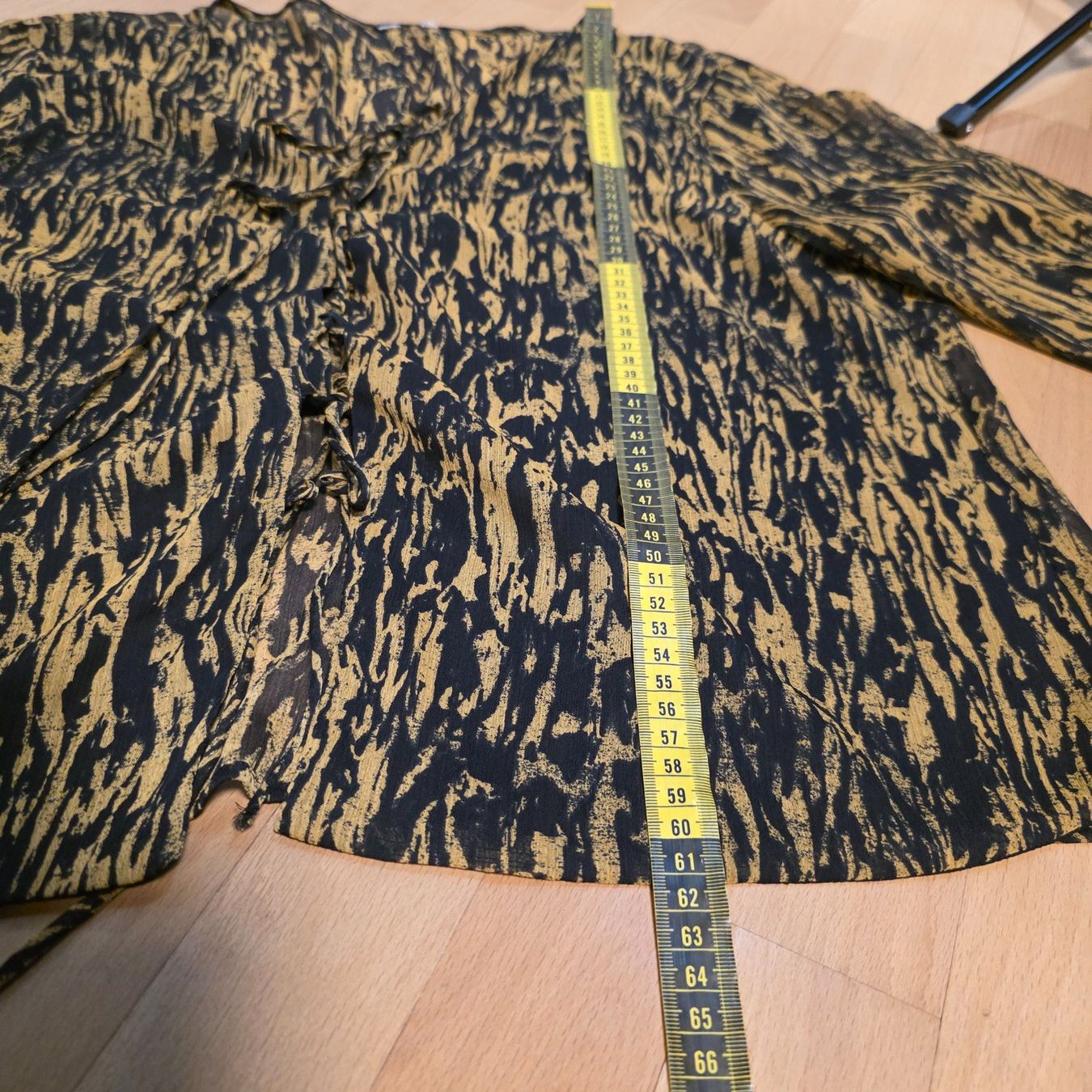 Camicette: Bluse Gr. 40/L mit Schnürung – Usato da Wald ZH venduto da CapLux 2
