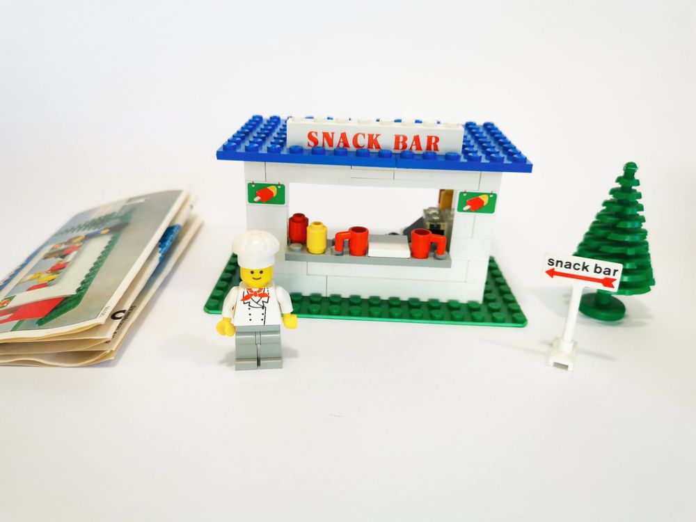 Lego snack online bar