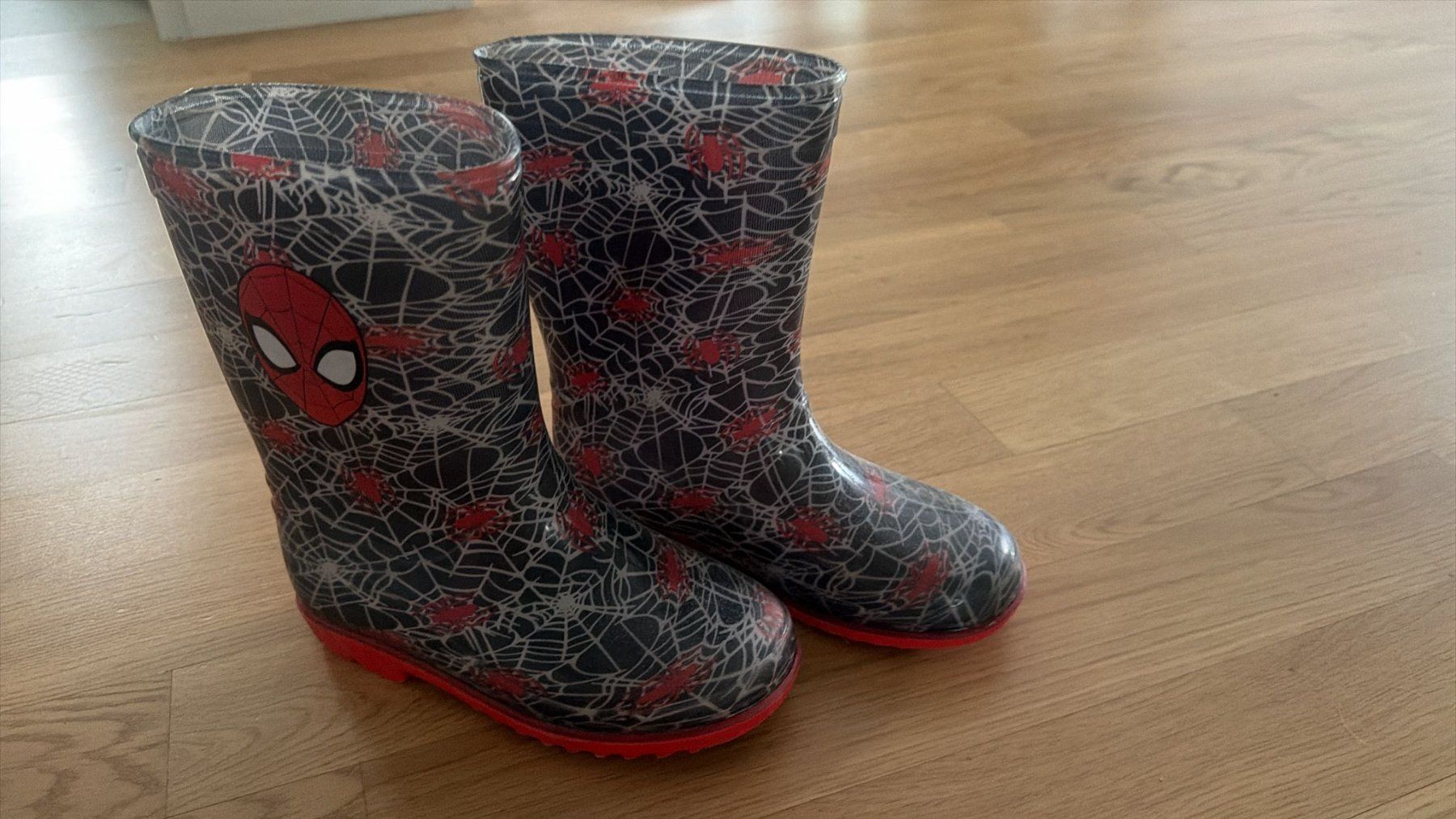Scarpe per ragazzi: Bottes de pluie Spider Man – Usato da Adliswil venduto da rudas 1