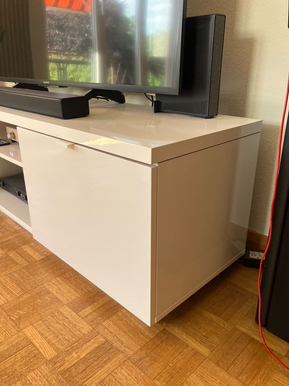 Mobili TV: Fernsehmöbel, weiss – Usato da Winterthur venduto da lis_gq2n 1