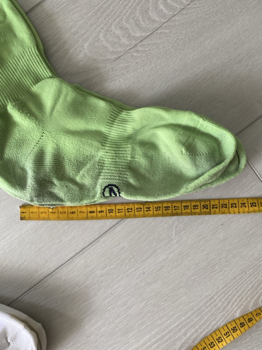 Adidas Lotti & Set di vestiti: Kleiderpaket – Usato da Strengelbach venduto da Bycy 8