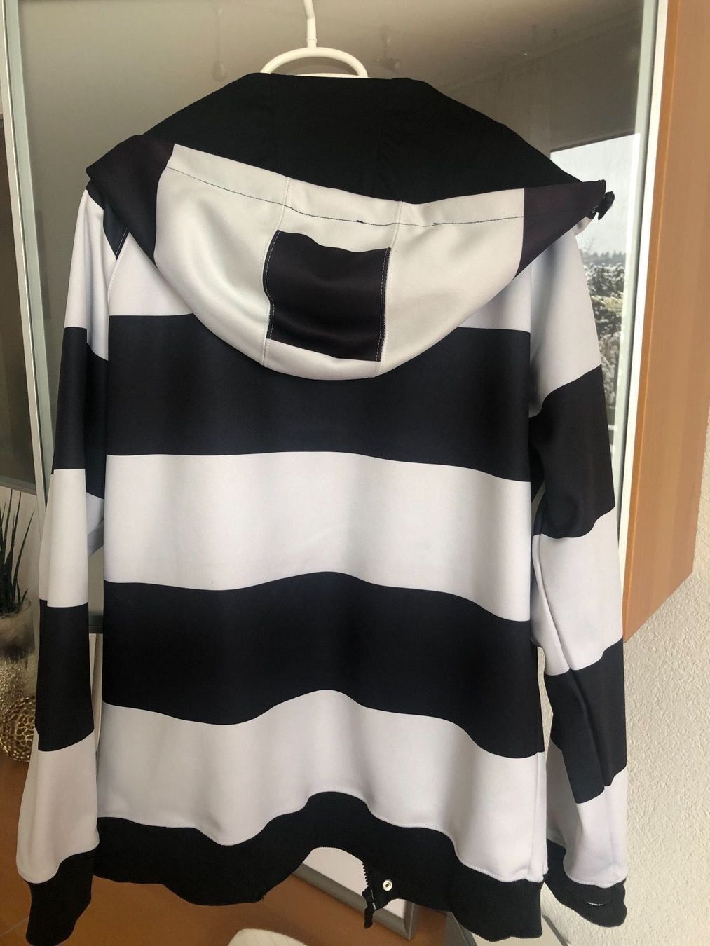 Jacken: Sport Jacke von "Neff" – Gebraucht aus Wetzikon ZH von hypebeast 1