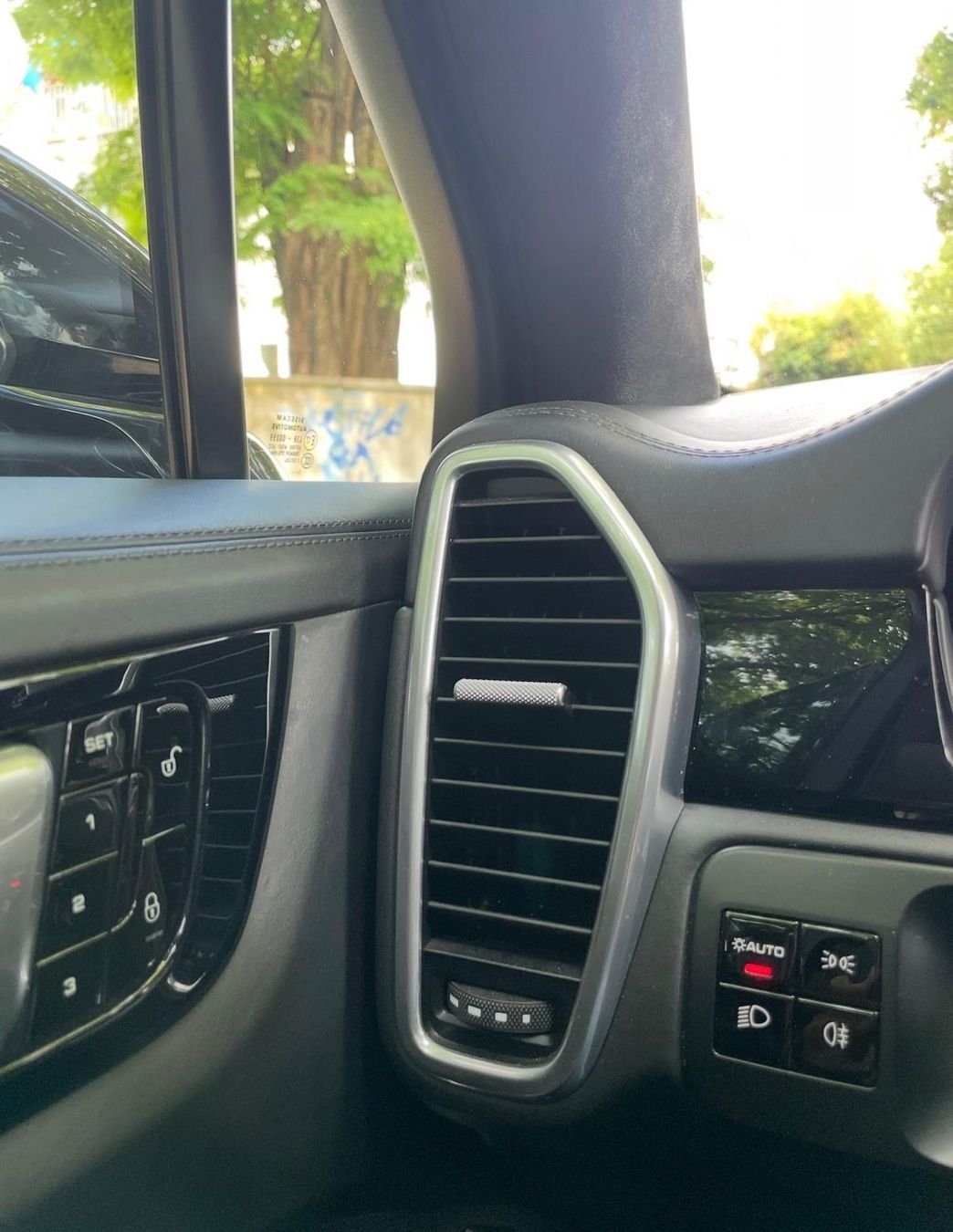 Porsche Automobili: PORSCHE CAYENNE TURBO mit frisch MFK – Usato da Zürich venduto da joso_19 3