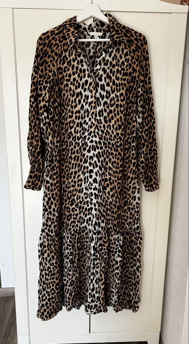 H&M Vestiti: H&M Kleid im Leopardenmuster, Grösse M – Usato da Obfelden venduto da JackyRot 2