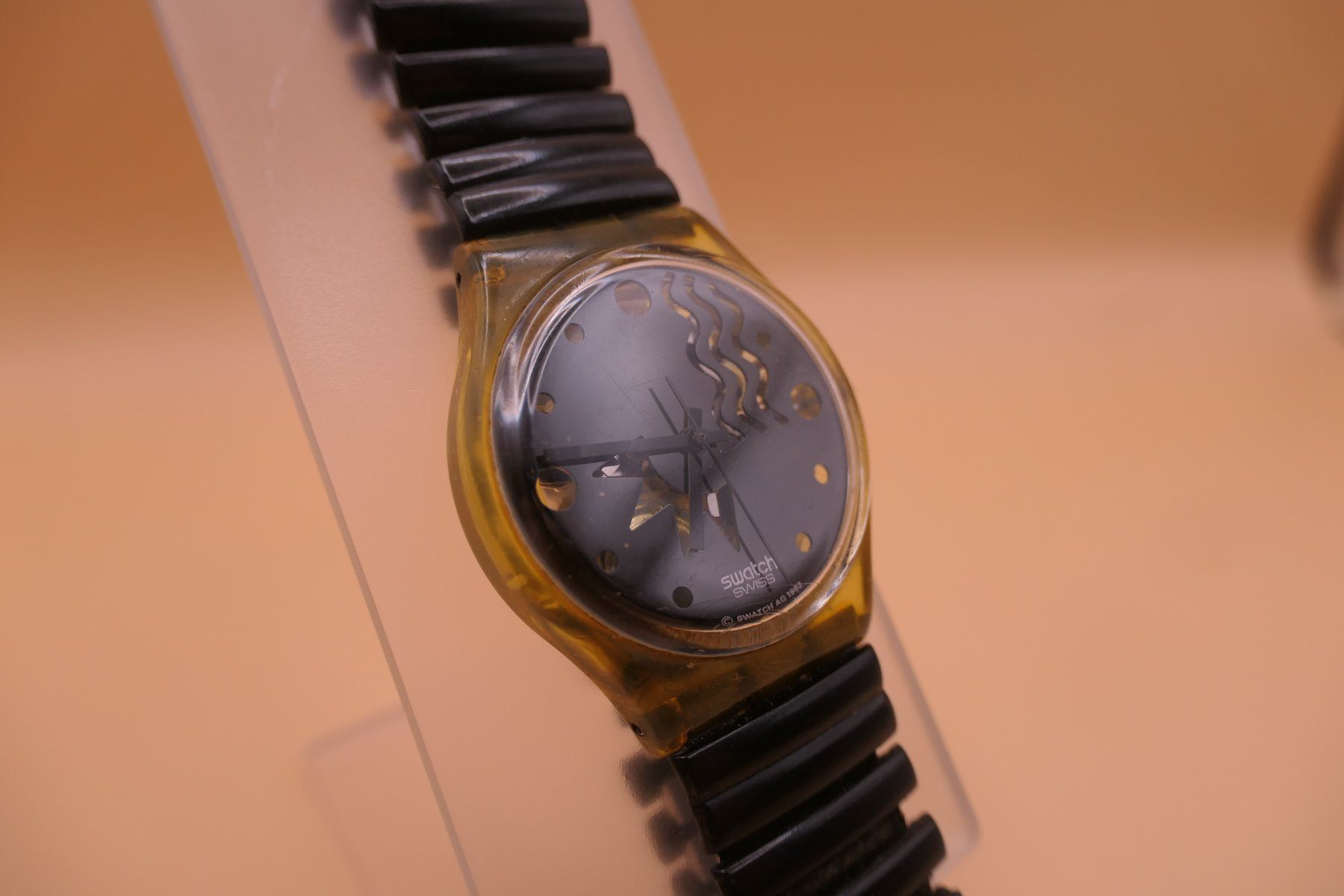Swatch Orologi: Swatch Gent "FLAKE" GK165, neue Batterie – Usato da Thun venduto da CHRONOTIKA 2