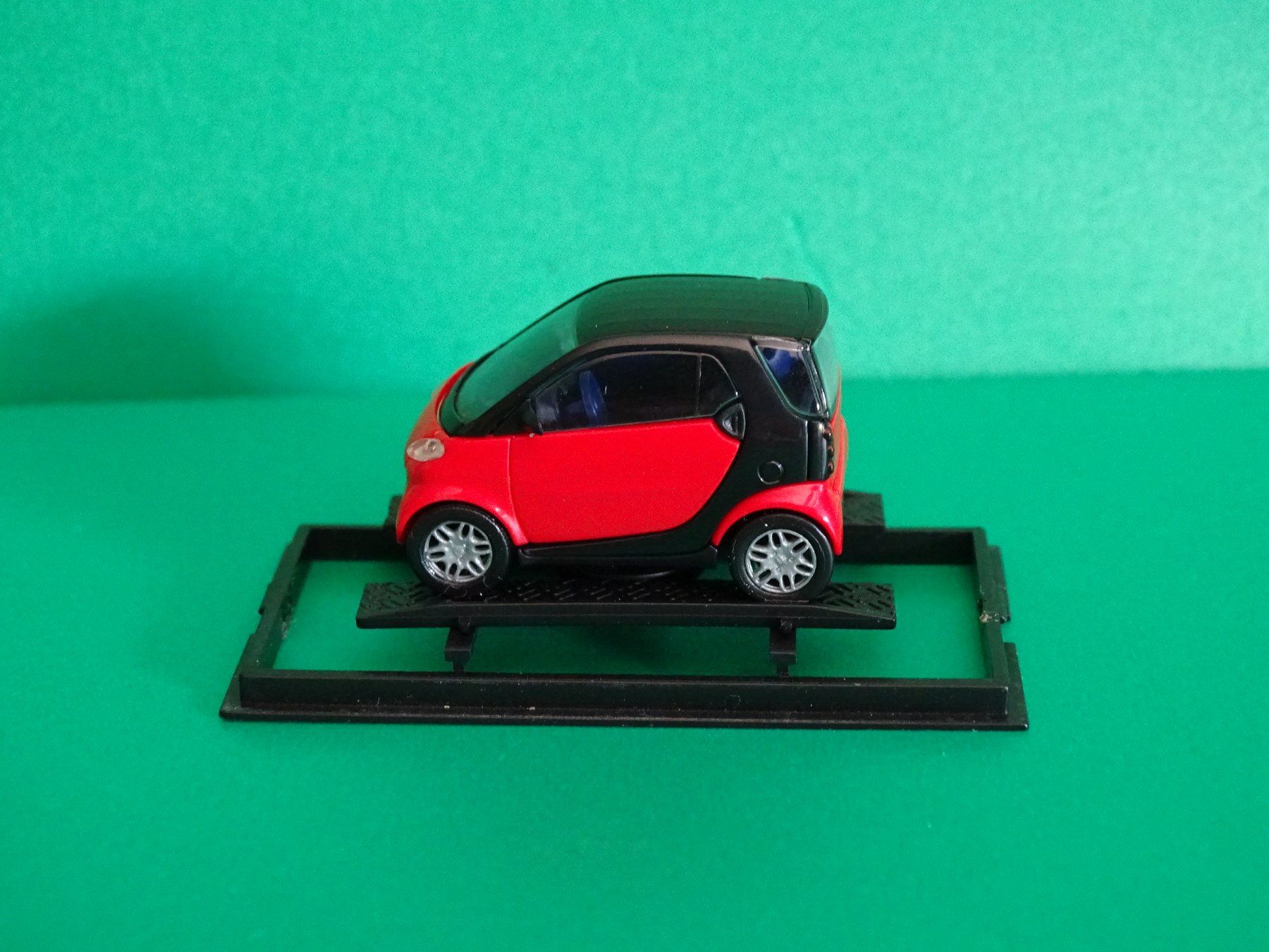 Busch Voitures modèles: Smart fortwo von Busch 1/87 – Neuf (Voir description) à Bretzwil par Meex 2