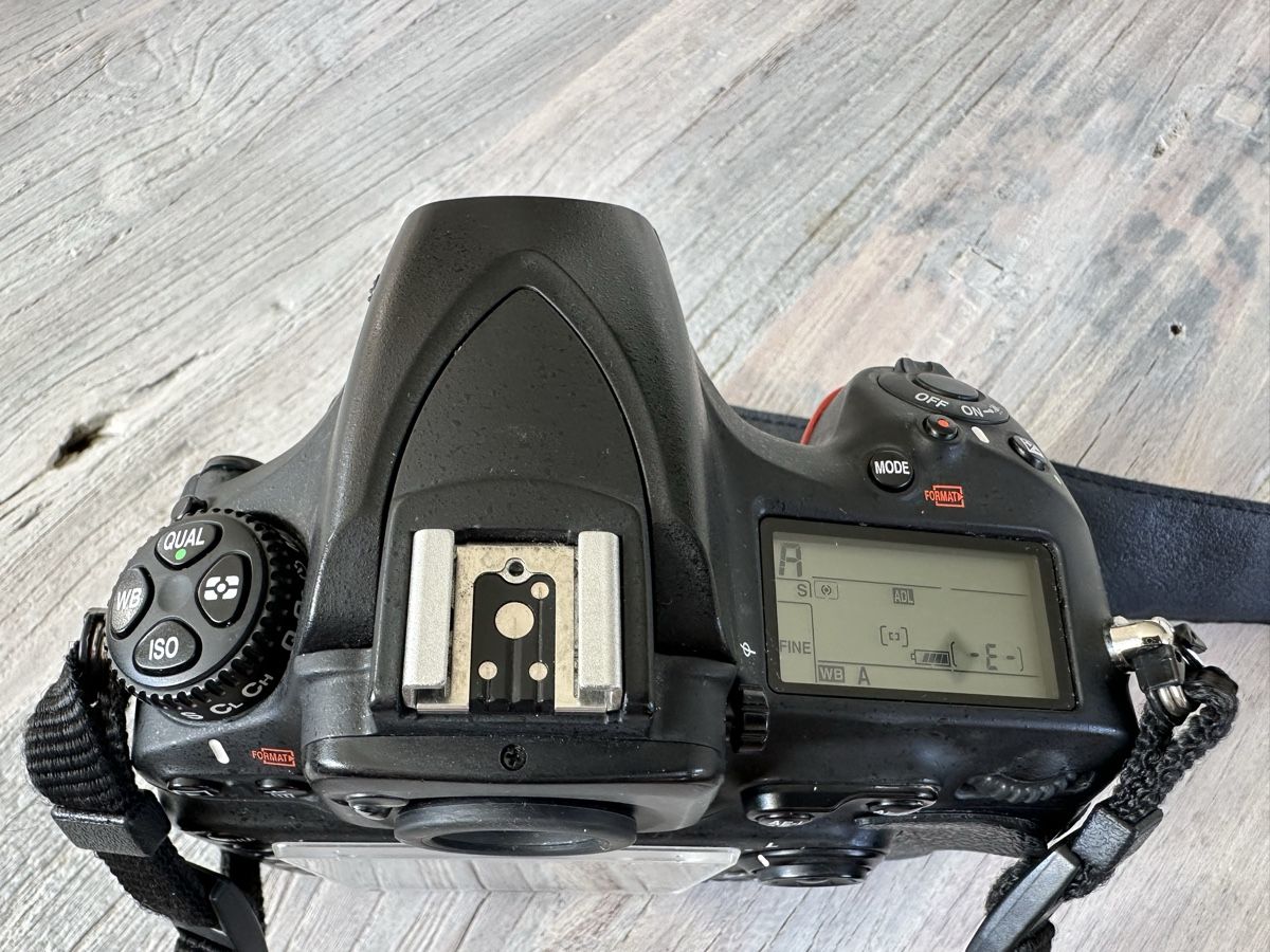 Nikon Fotocamera: Nikon D810 Body – Usato da Hinwil venduto da Dusty_5 5