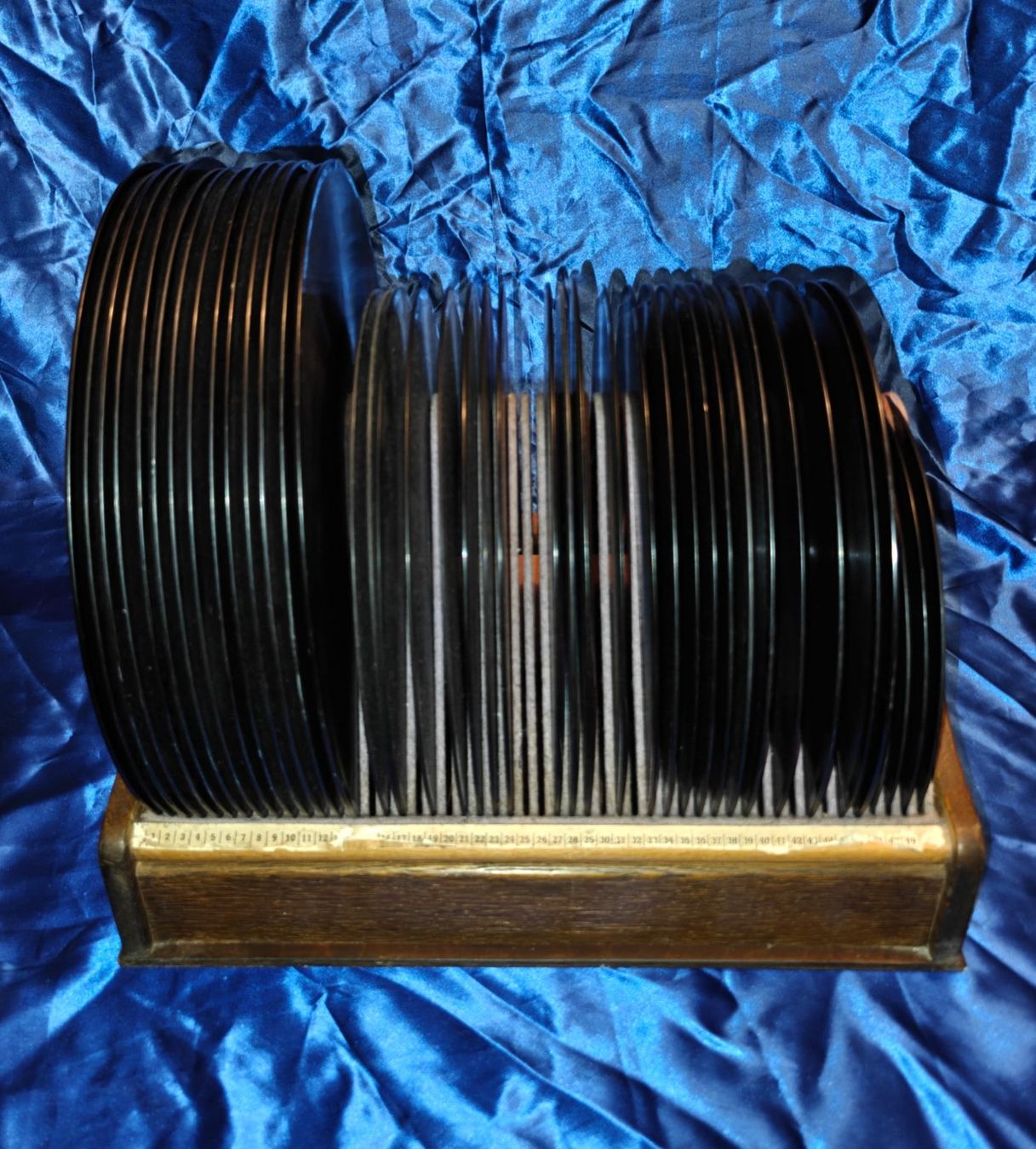 Plattenspieler: Polyphon Musik Grammophon mit ca. 100 Schellackplatten – Gebraucht aus Gutenswil von Vulcano21 5