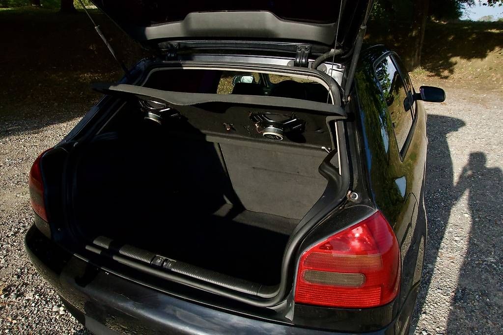 Audi Autos: Audi A3 / 8L / 1.9 TDI – D'occasion à Feuerthalen par GuterPreis. 4