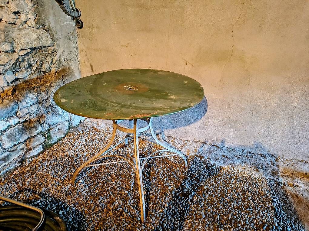 Tavoli: Blechtisch – Usato da Wolfhalden venduto da stingerl88