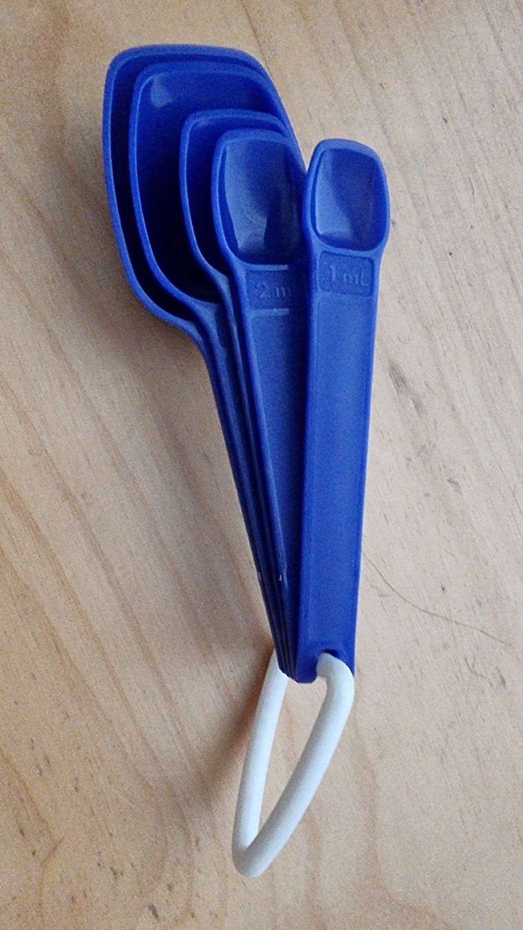 Tupperware Küchengeräte: Tupperware Messlöffelset – Neu und originalverpackt aus Meisterschwanden von TiSiBu59