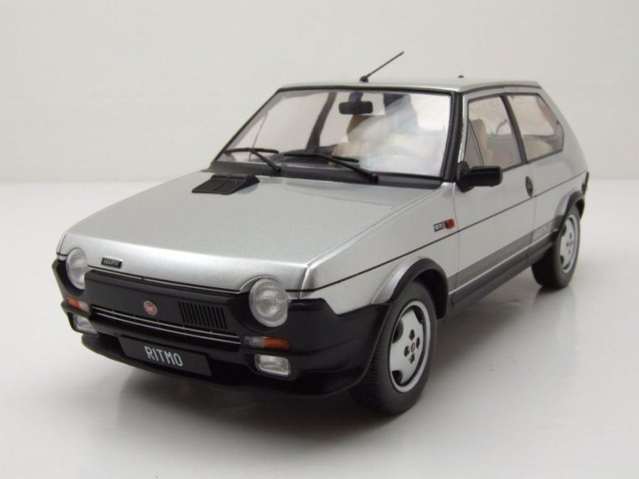 Fiat Modellini d'auto: Fiat Ritmo TC 125 Abarth Phase I 1981-1982 silber met. / – Nuovo e nell'imballaggio originale da Gerlafingen venduto da espero88