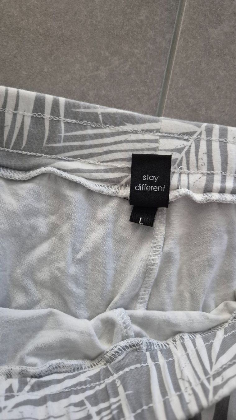 Iriedaily Hosen: Iriedaily Sommerhose, Grösse L – Neu (gemäss Beschreibung) aus Bonstetten von nahobo 1