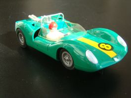 Fleischmann Ford Lotus Type 49  grün läuft Rennnummer 8