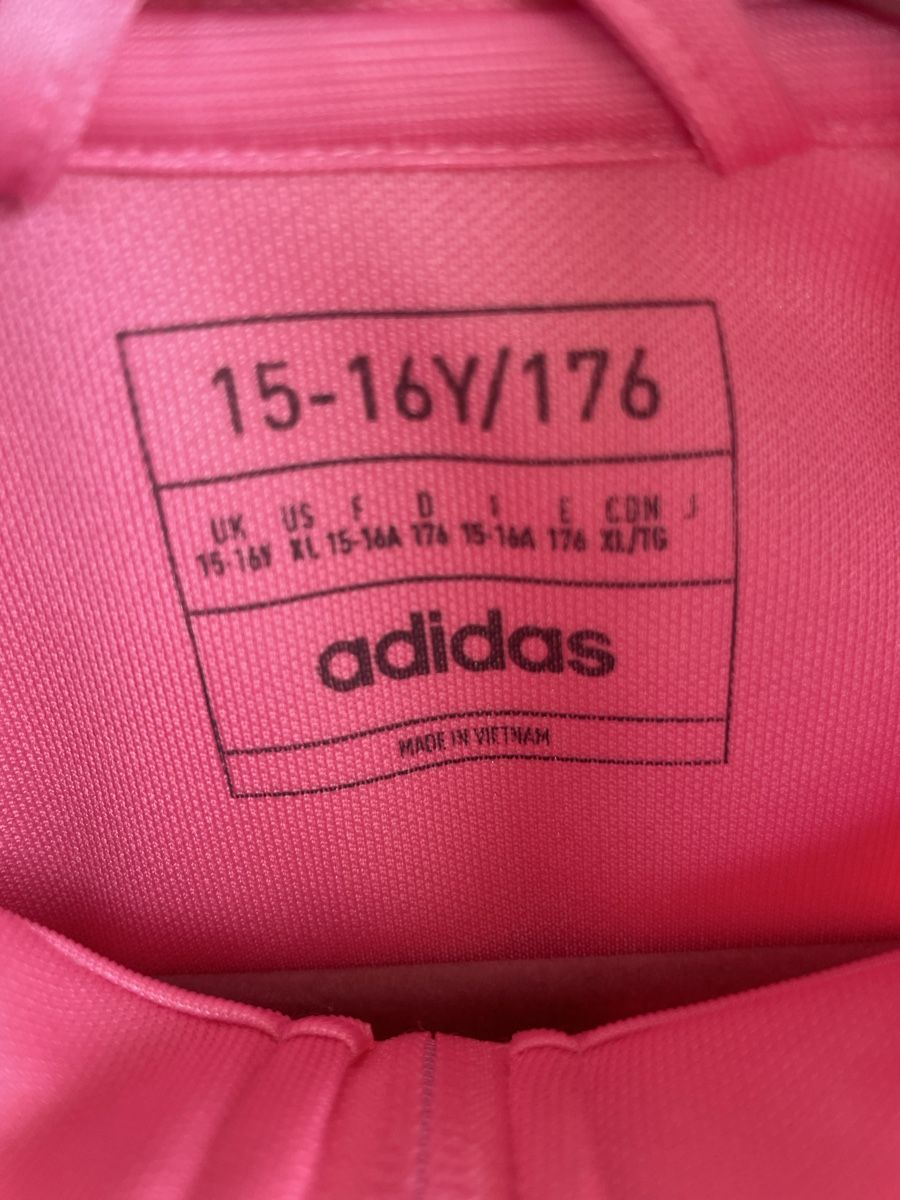 Adidas Giacche: Pinke Adidas Jacke – Nuovo (secondo la descrizione) da Zürich venduto da irinaw 2