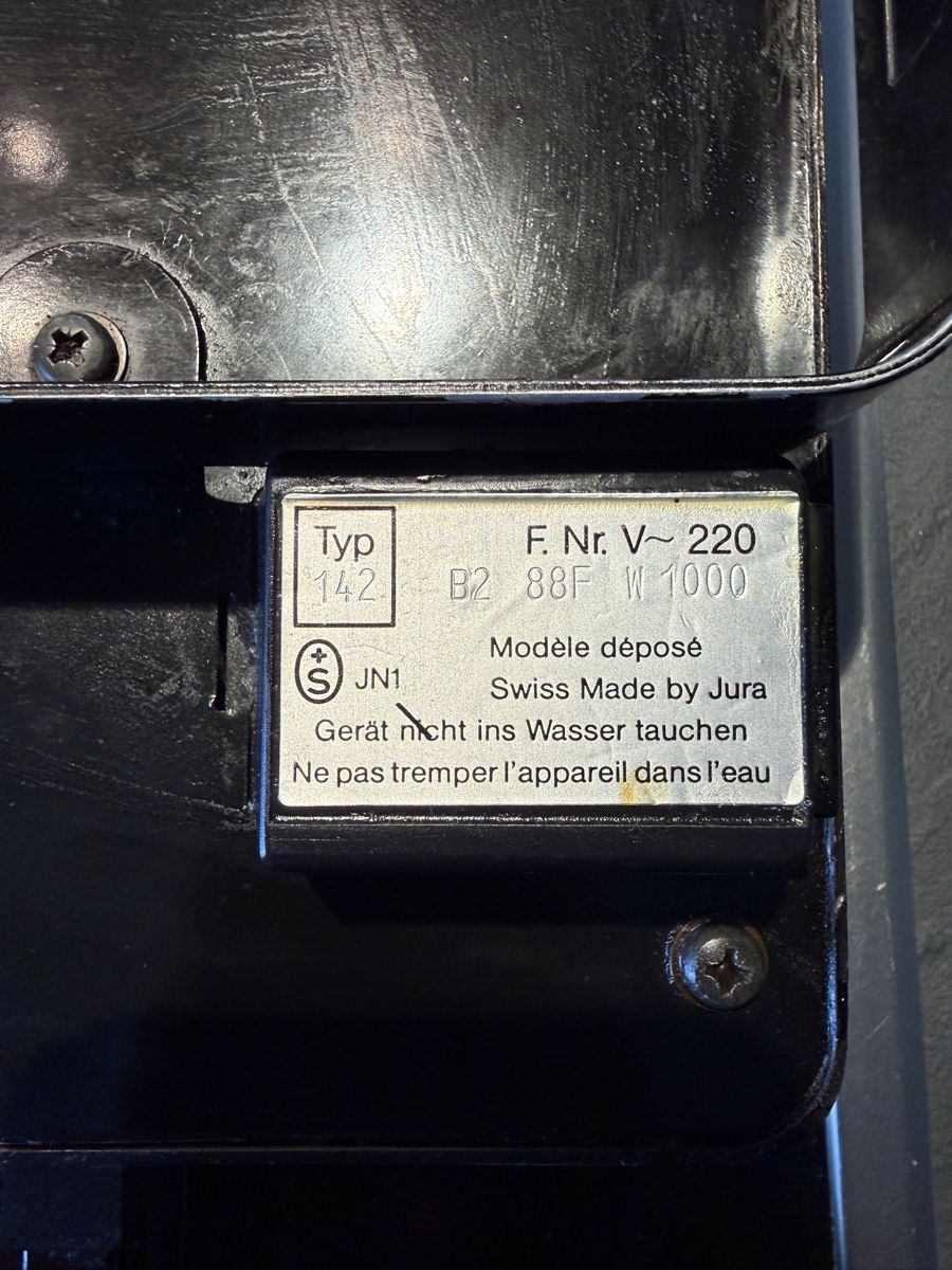 Jura Appareils de cuisine: Jura Bräzeli-Eisen Typ 142 mit Kabel – D'occasion à Luzern par Emlu20 3