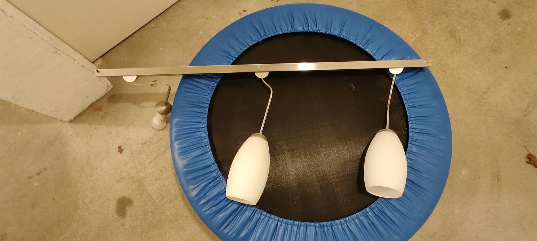 Lampade: Lampe de salle à manger – Usato da Fribourg venduto da nezchaud