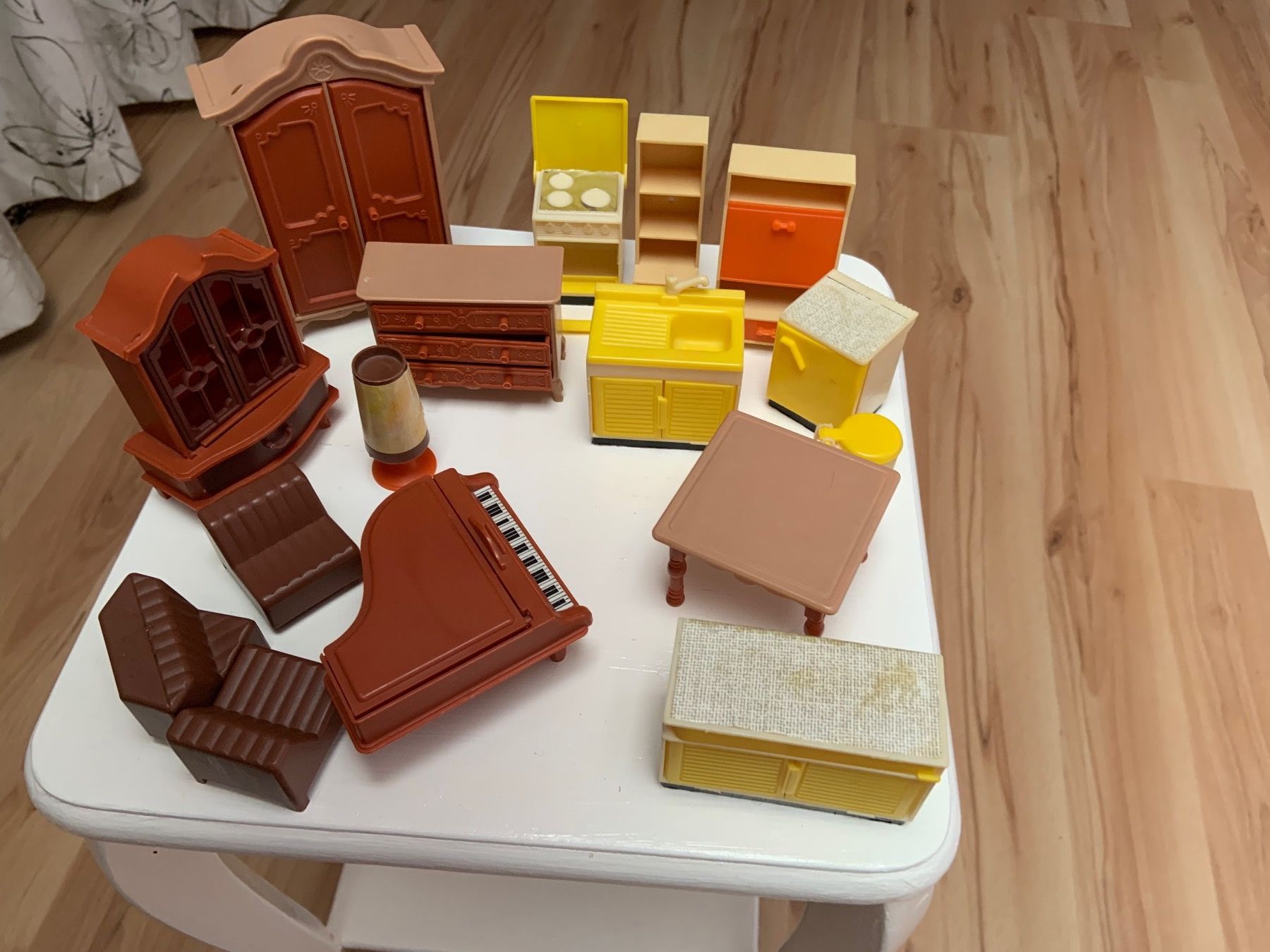 Giocattoli: Mobiliers maison de poupées – Usato da Ecublens VD venduto da timily 1