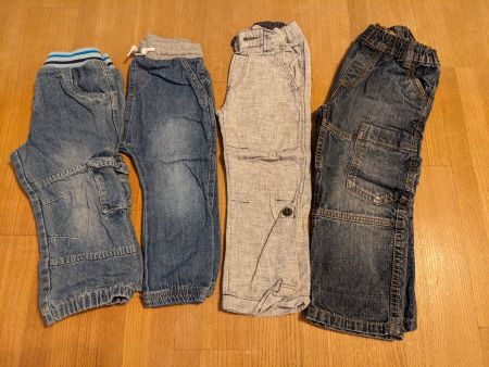 40-teiliges Kleiderset Grösse 98