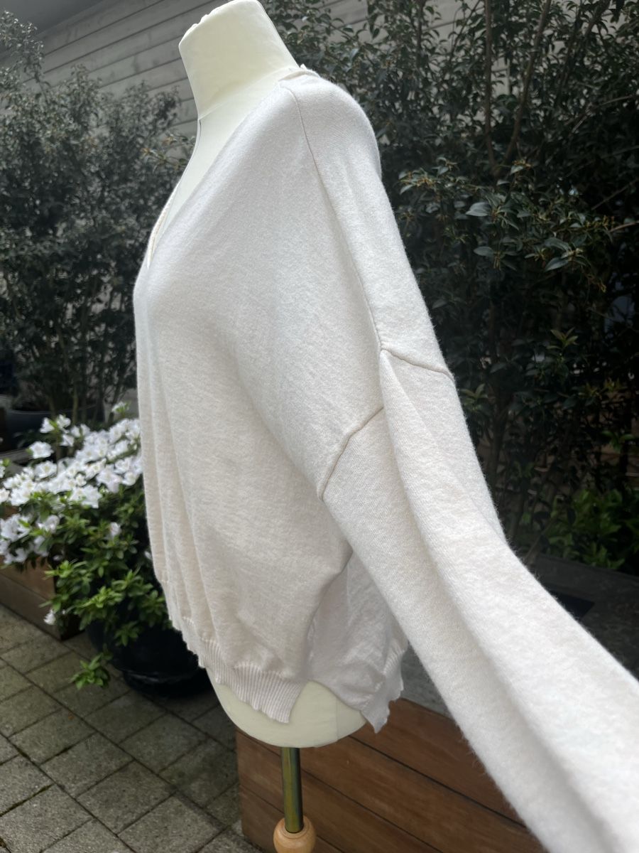 Pulls & Sweat-shirts: Ange Oversize Strickpullover, Gr. Onesize, Offwhite, – Neuf avec emballage d'origine à Bäretswil par evi-ta 2