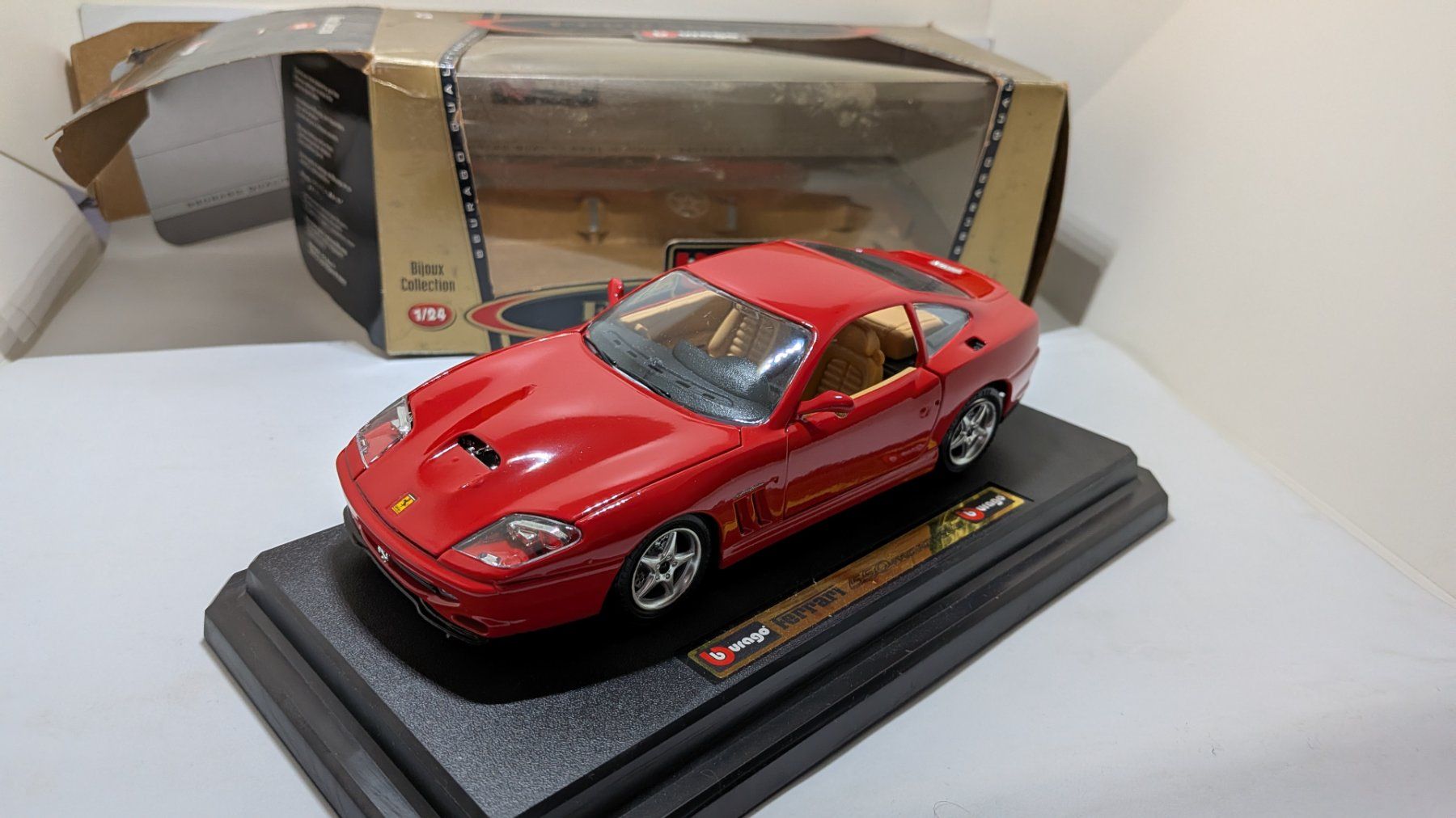 Bburago Modellini d'auto: 1:24 Ferrari 550 Maranello Bburago – Usato da Cugnasco venduto da AndyAlfa 1