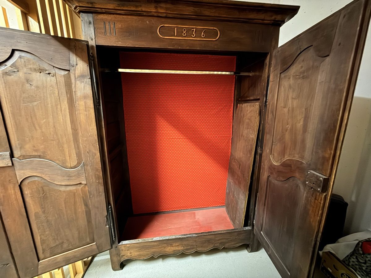 Armadi: Armoire de 1836 – Usato da Plan-les-Ouates venduto da val_c6z7 2