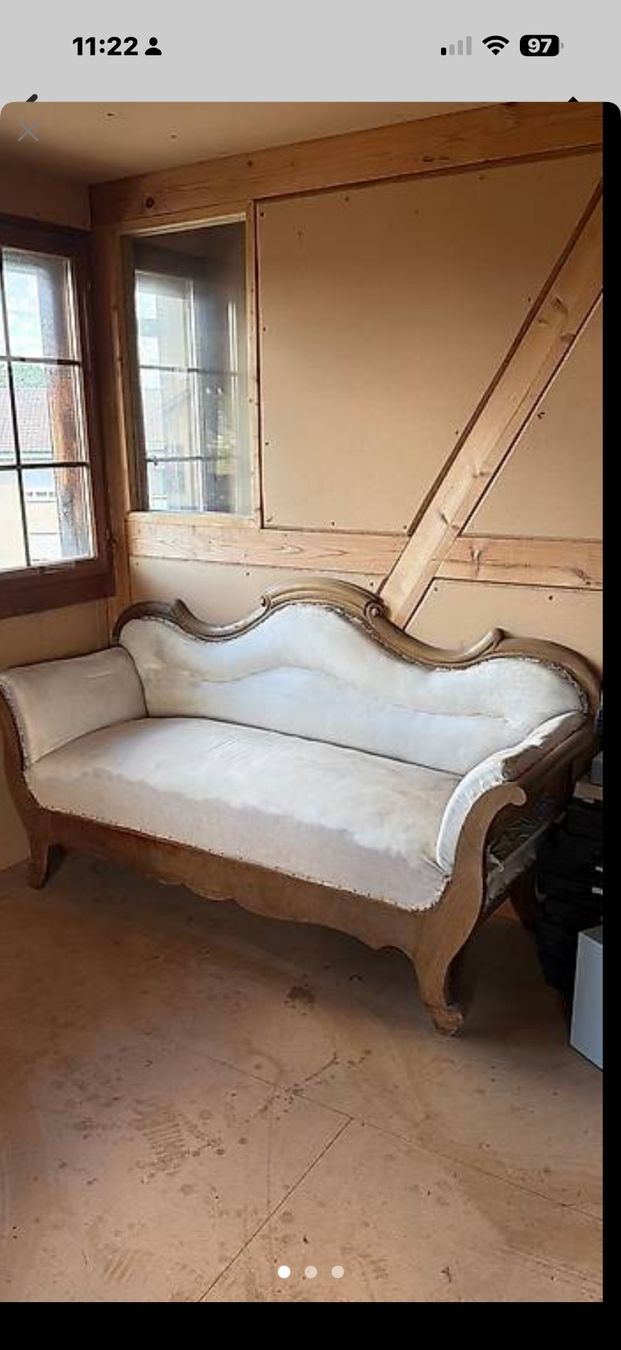 Sofas: antikes Sofo, renovationsbedürftig... – Defekt aus zollikon von thomaskaelin7