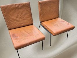 fauteuil en métal, coussins cuir, prix pour 1 fauteuil