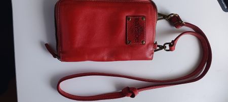 Rote Leder BAYSIDE  Umhängetasche Neu!