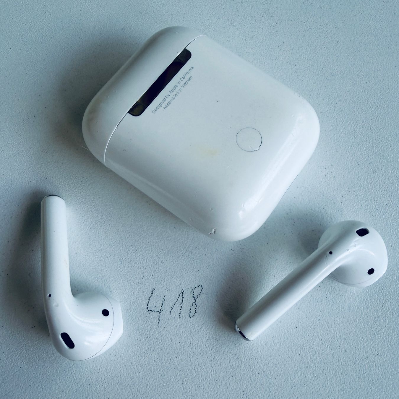 Apple Kopfhörer: Original Apple AirPods 2 Gen. Wireless Kopfhörer & Case – Gebraucht aus Basel von MY.AIRPODS.SHOP 2
