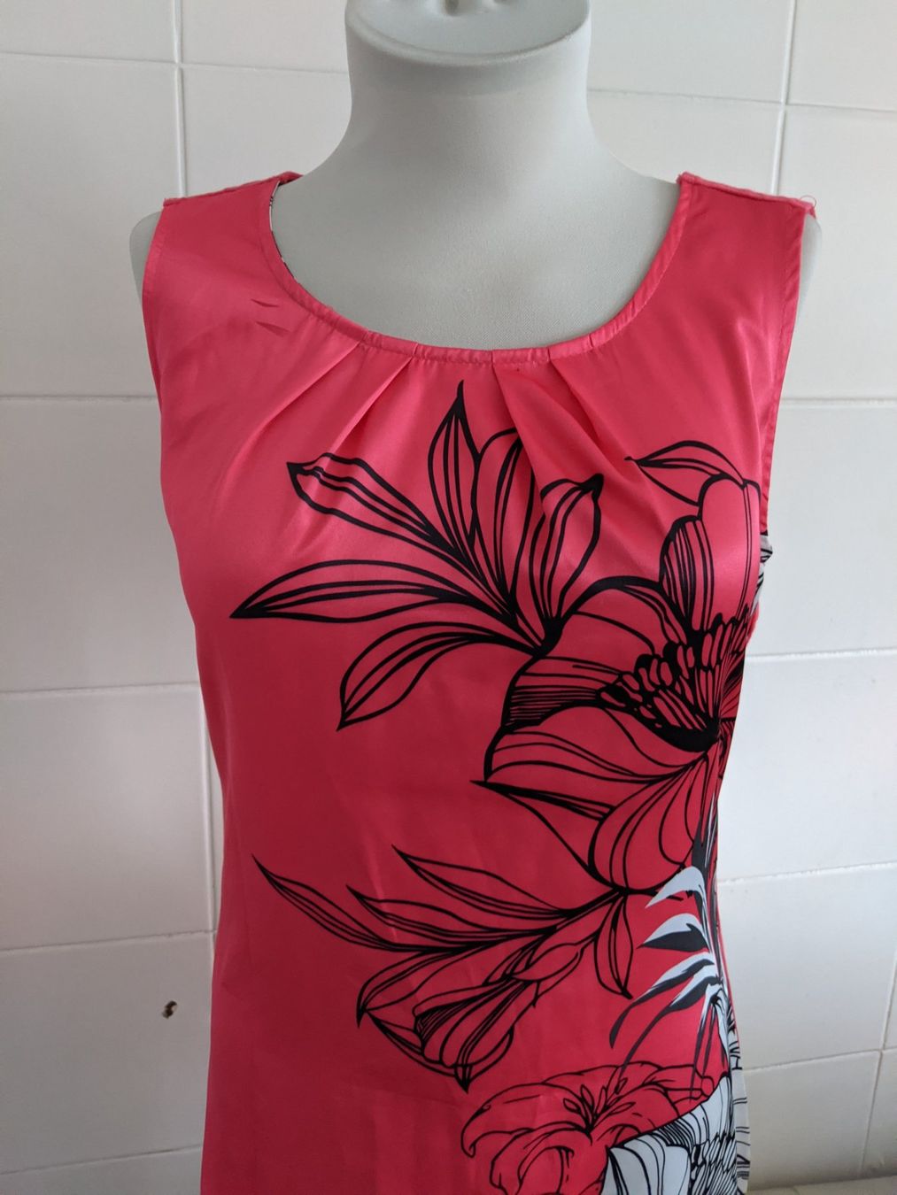 Vestiti: Luftiges Sommerkleid GR 40 – Usato da Langnau am Albis venduto da Judithsebi