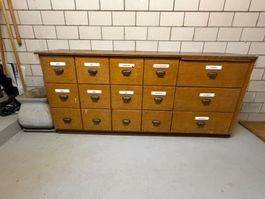 Kommode mit 15 Schubladen Holz altmöbliert