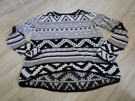 Damen Pullover schwarz weiss gemustert gr M
