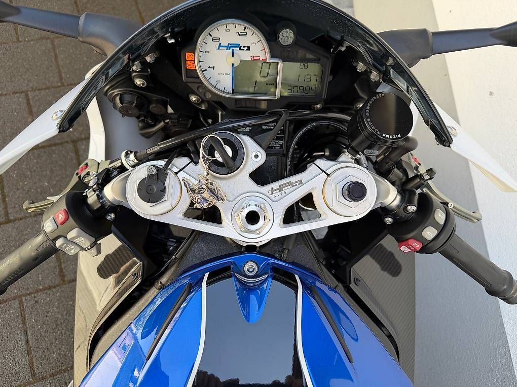 Route: BMW HP4 Competition  – D'occasion à Beckenried par Melonknight 4