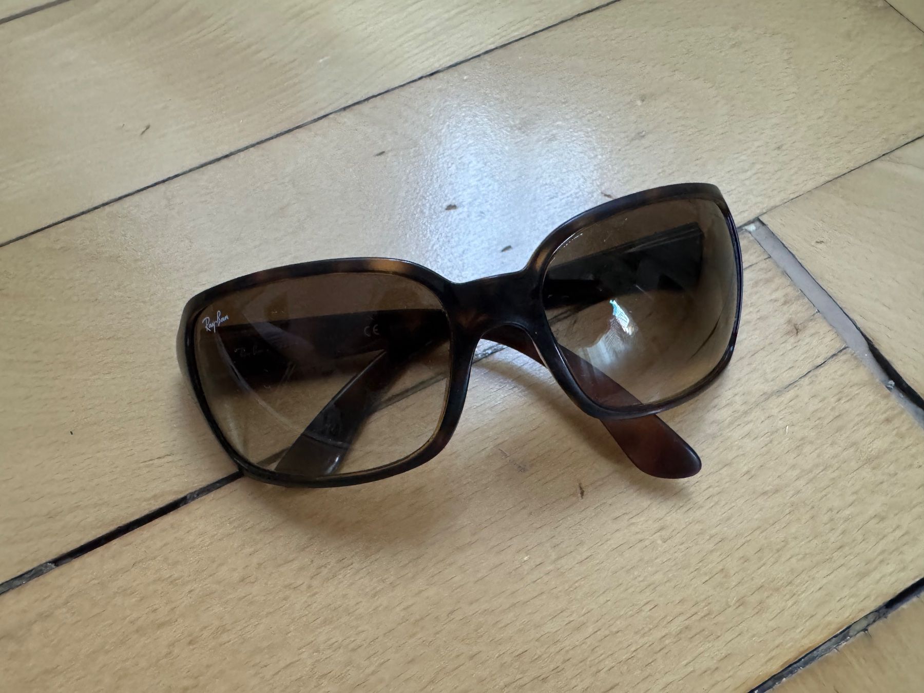 Ray-Ban Occhiali & Lenti: Sonnenbrille Ray-Ban Damen RB4068 – Usato da Zürich venduto da misscheeky