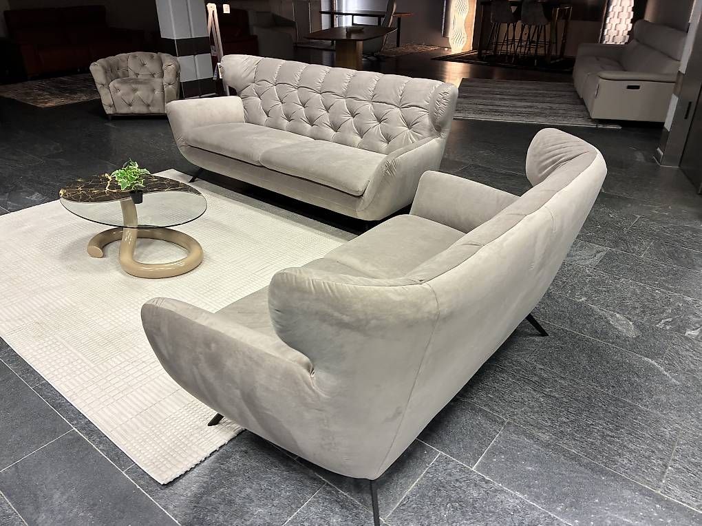 Divani: Designer Sofa  – Usato da Fahrwangen venduto da eli_kc5y 4