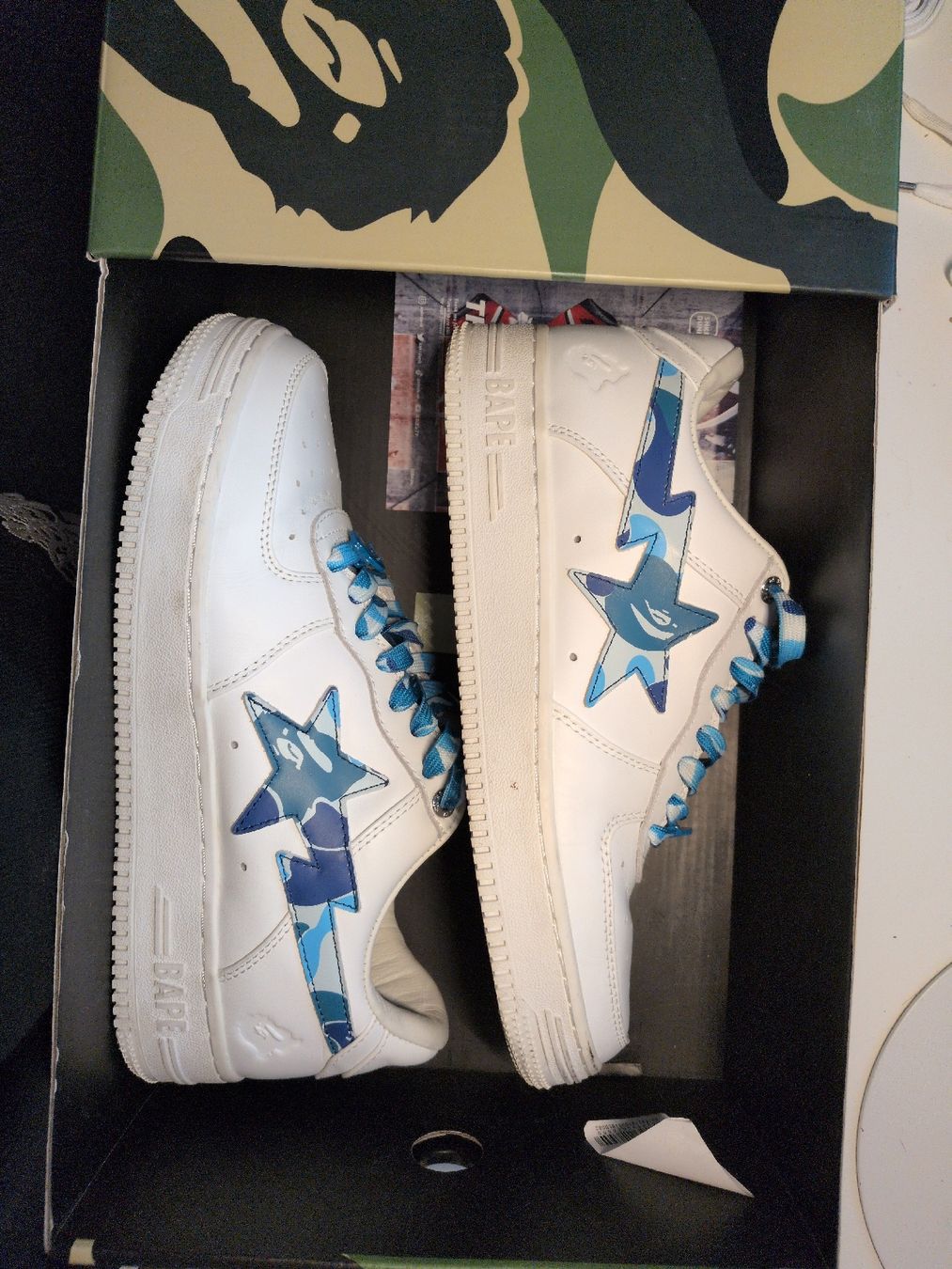 Bape Scarpe da uomo: Baskets BAPE STA blanches et bleues, taille 41 - Neuves – Usato da Rolle venduto da alibaba17 1