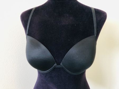 Schwarzer Push-up BH, Grösse 75C