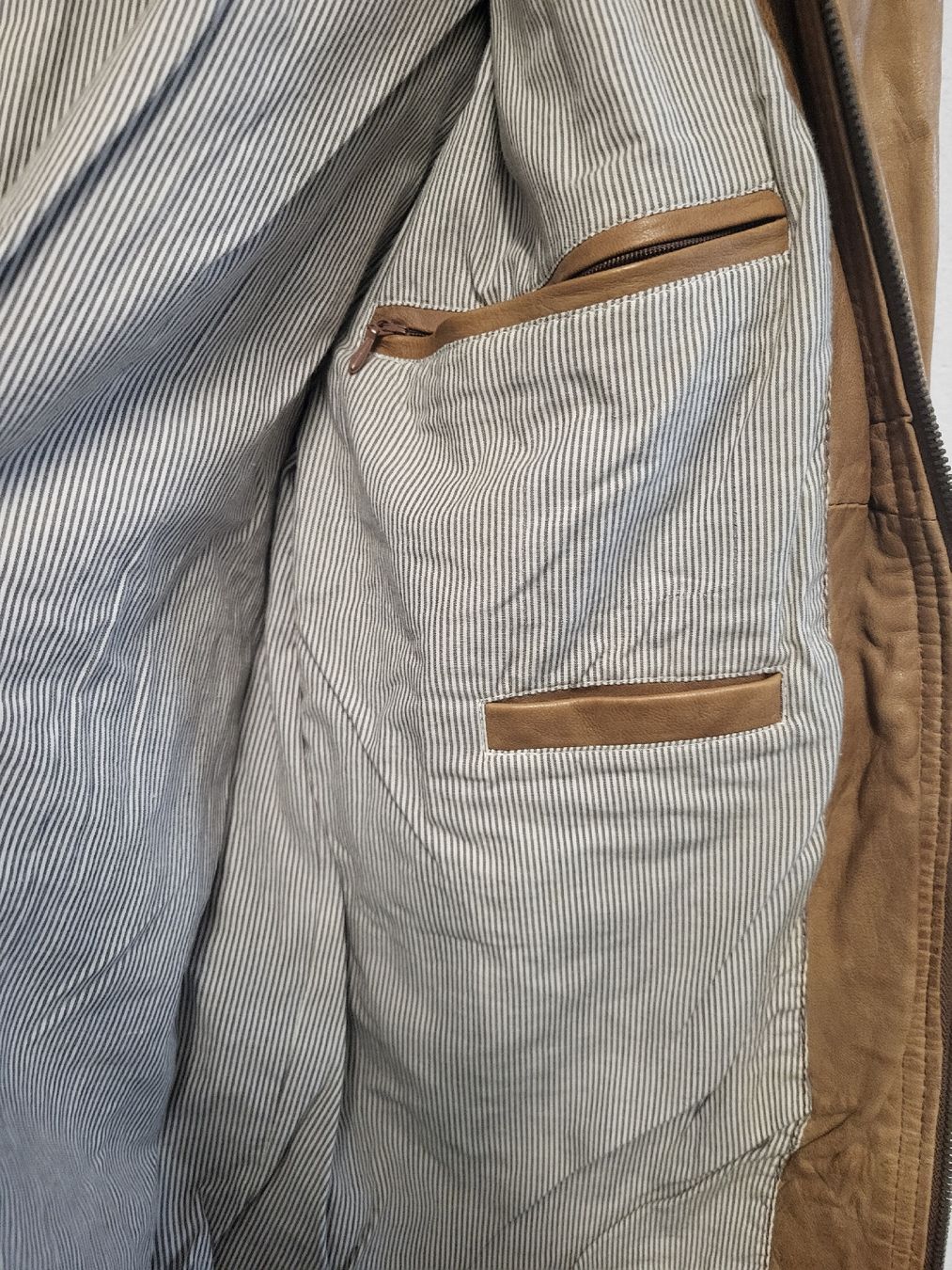 Giacche: Herren Lederjacke cognacfarbig – Usato da Rüschlikon venduto da Voxi 3