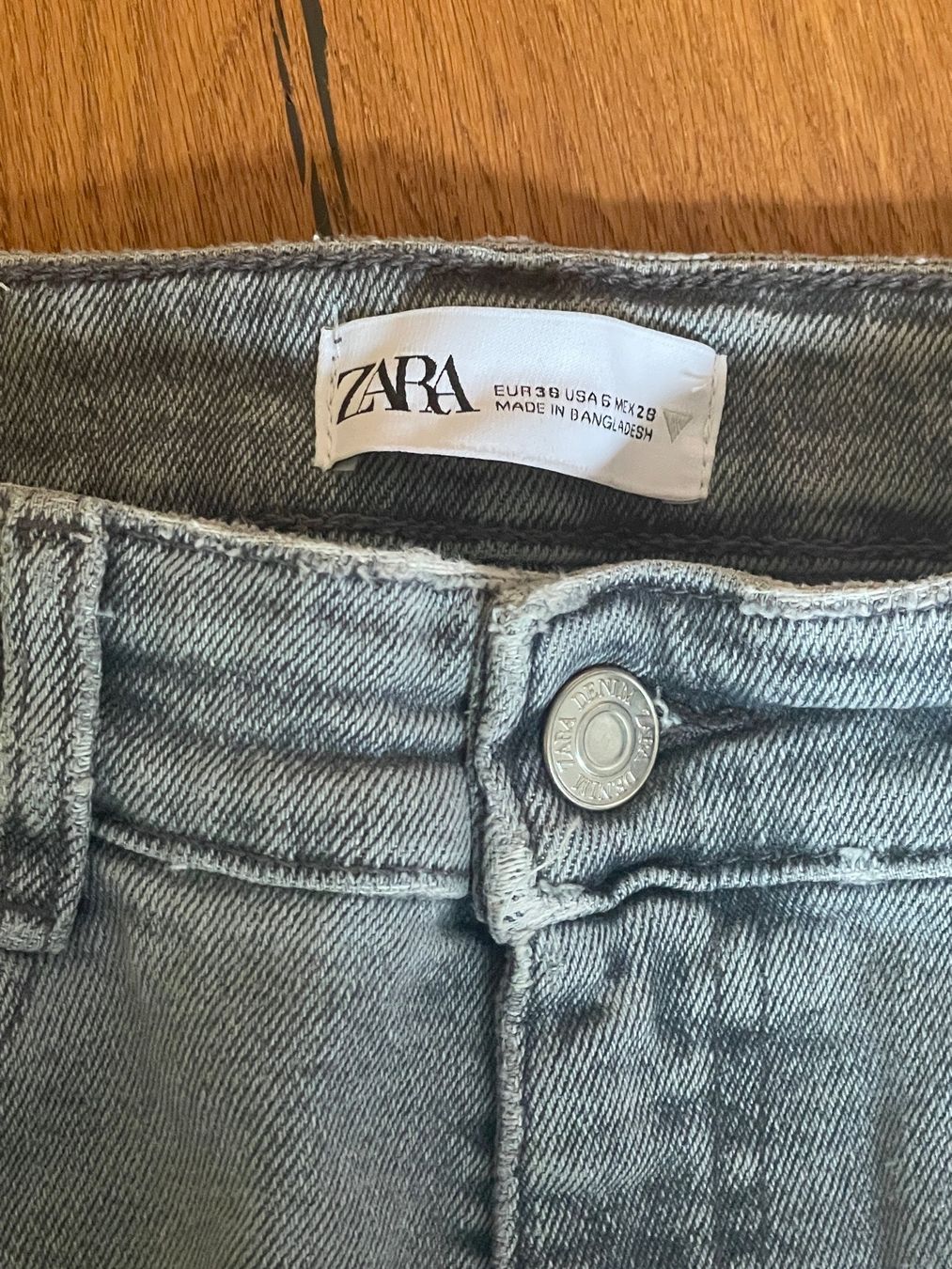 Zara Jeans: Zara Hose – Usato da Weinfelden venduto da aline.brc 1