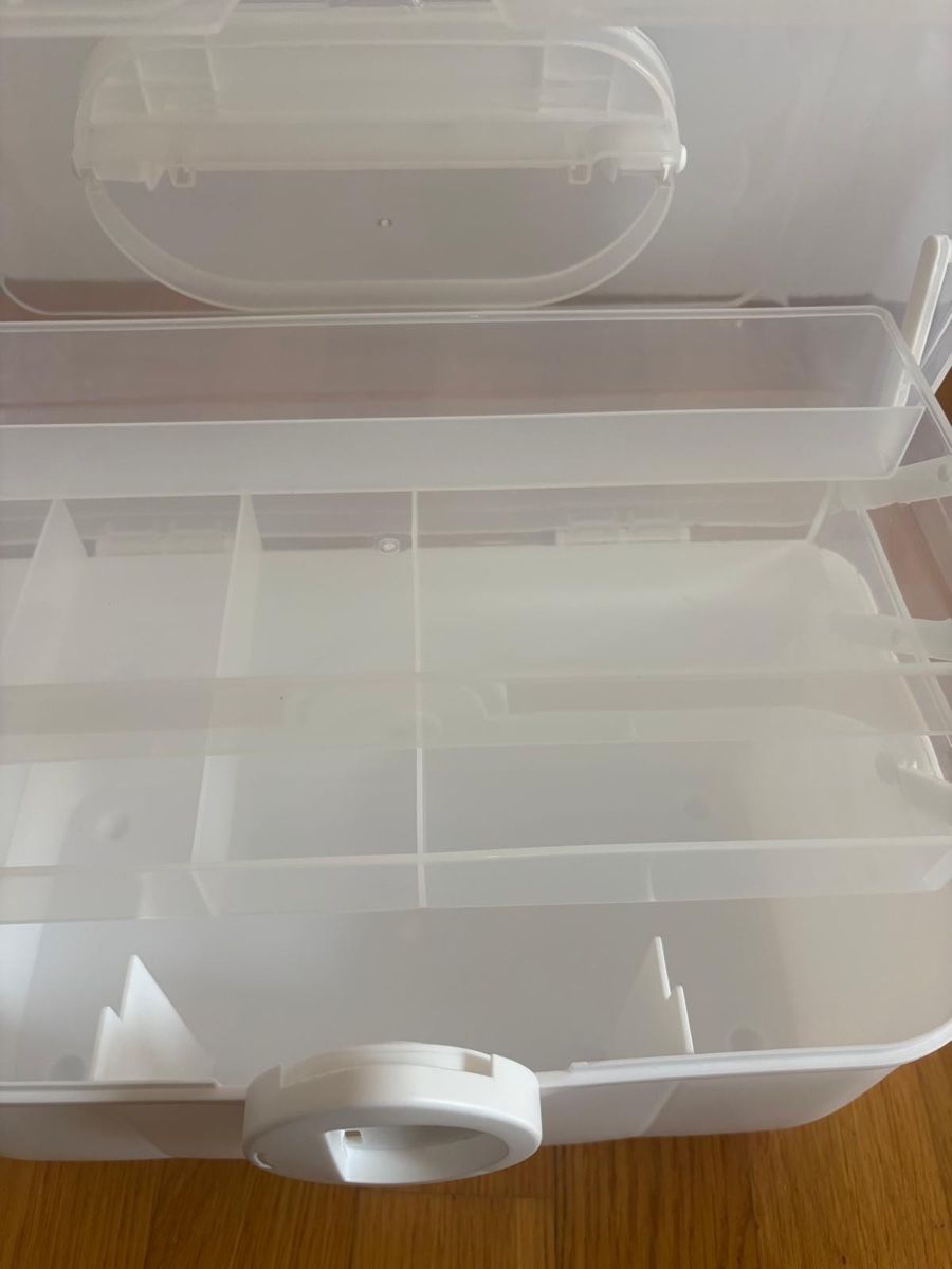 Recipients et similaires: Aufbewahrungsbox Apotheken-oder Medikamentenbox – D'occasion à Gutenswil par martinastrebel 3