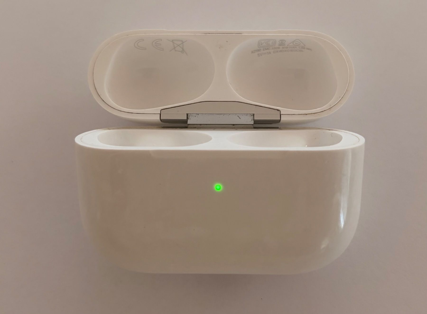 Apple Chargeur: AirPods 1st Generation Ladecase – D'occasion à Adliswil par TV-Link 1