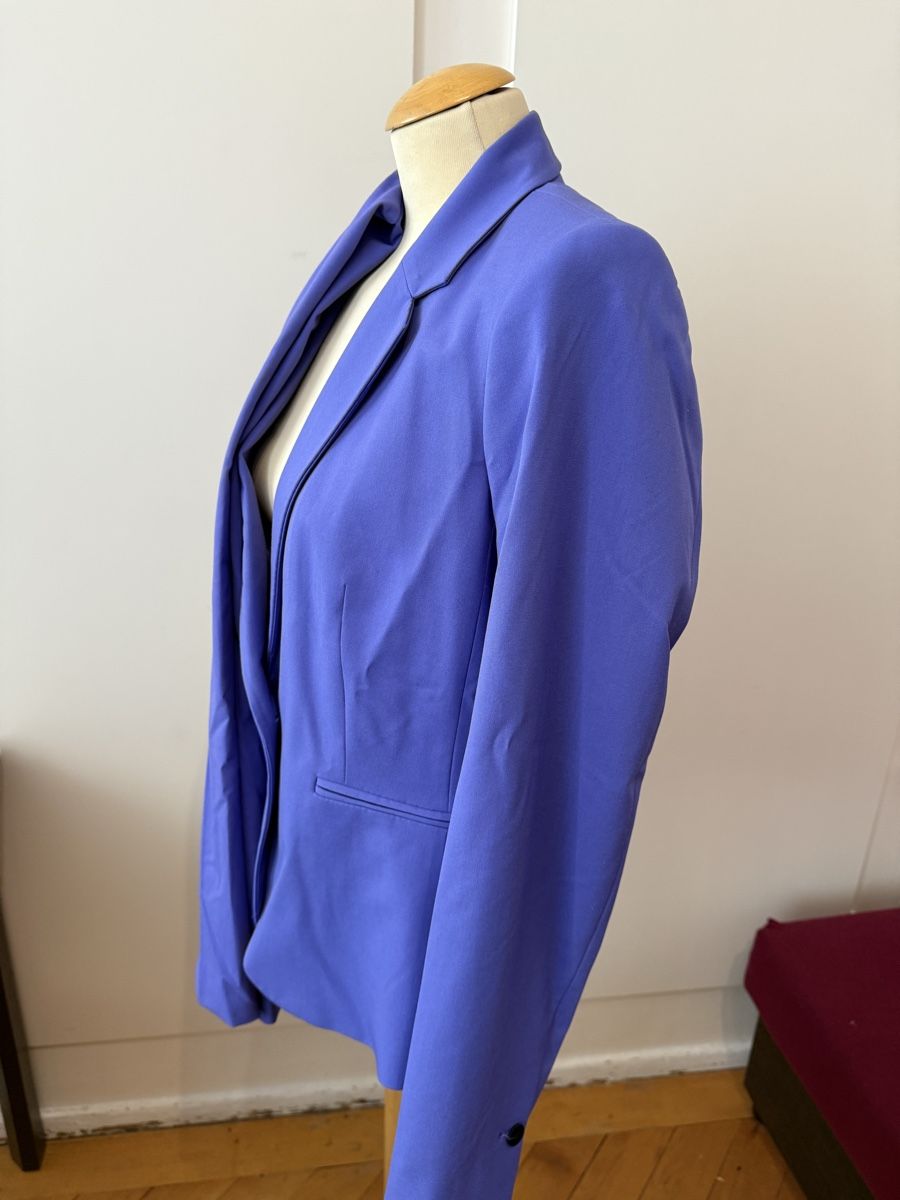 C&A Completi & Tailleur: Ensemble/tailleur bleu Majorelle (pastel) – Nuovo (secondo la descrizione) da Le Locle venduto da tchanatakoua 5