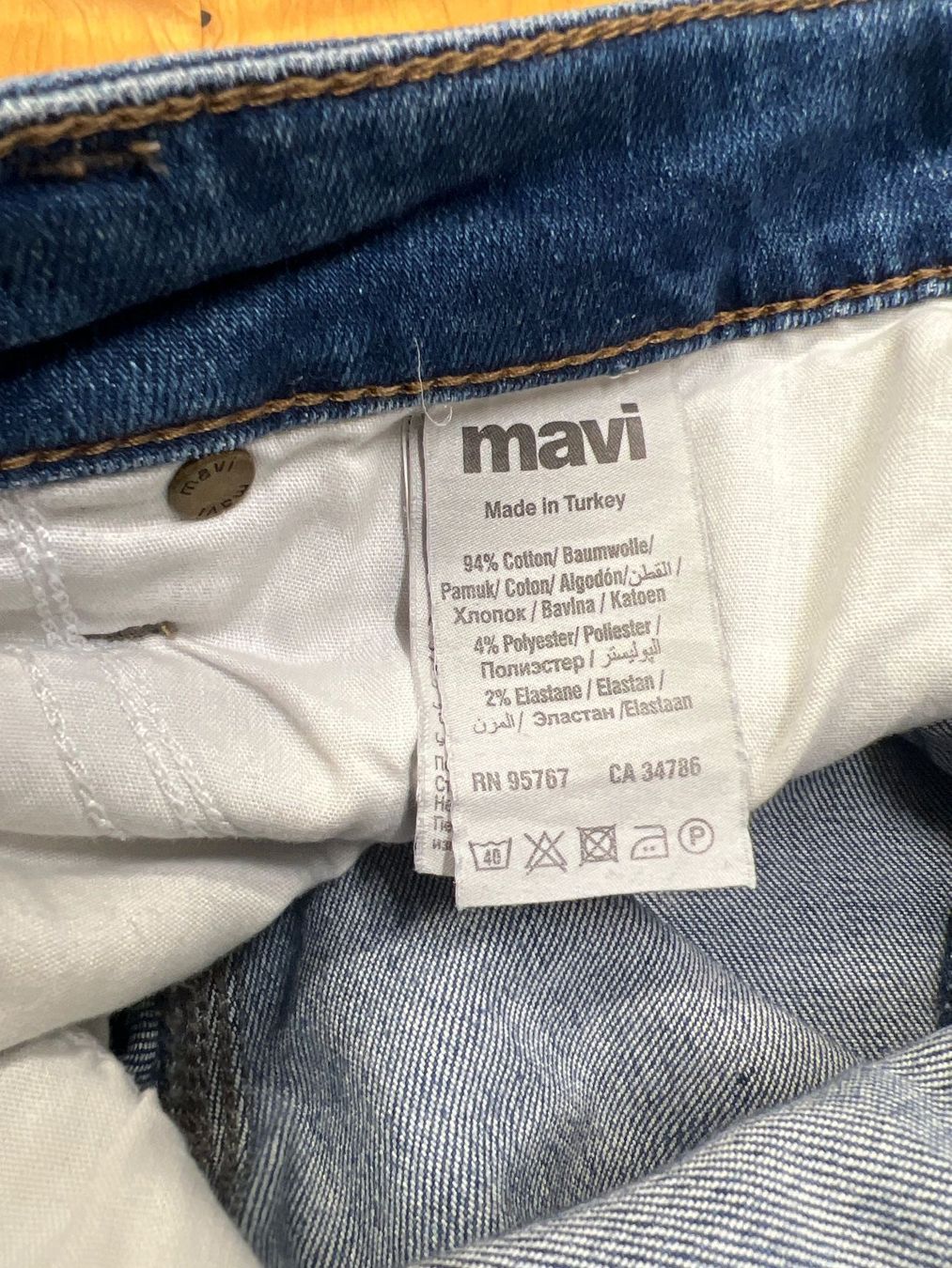 Mavi Jeans: Süsse Mavi Jeans 26 – Gebraucht aus Maienfeld von 8796 6