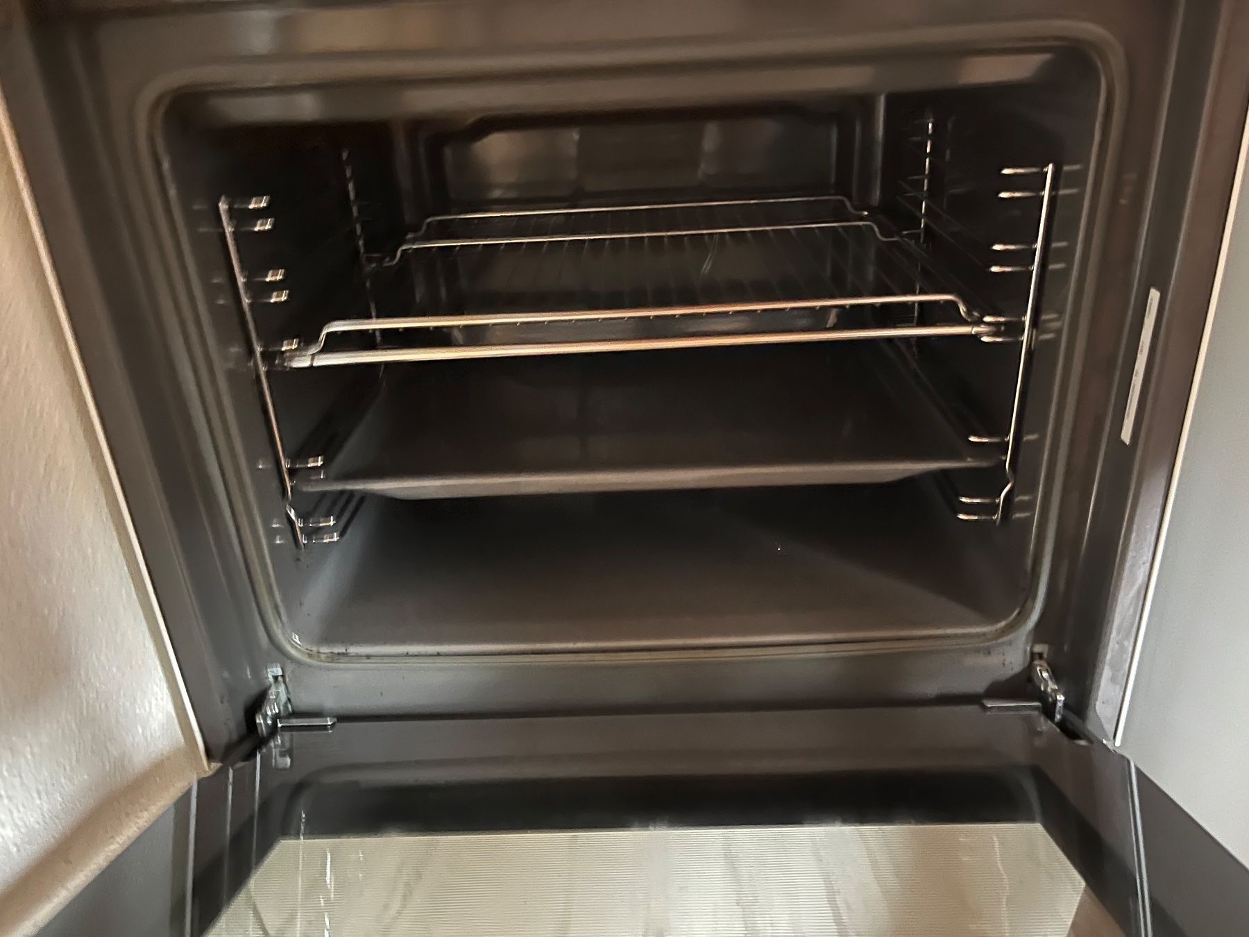 Cuisinières: Kochfeld mit Backofen – D'occasion à Brüttelen par Kessa 1