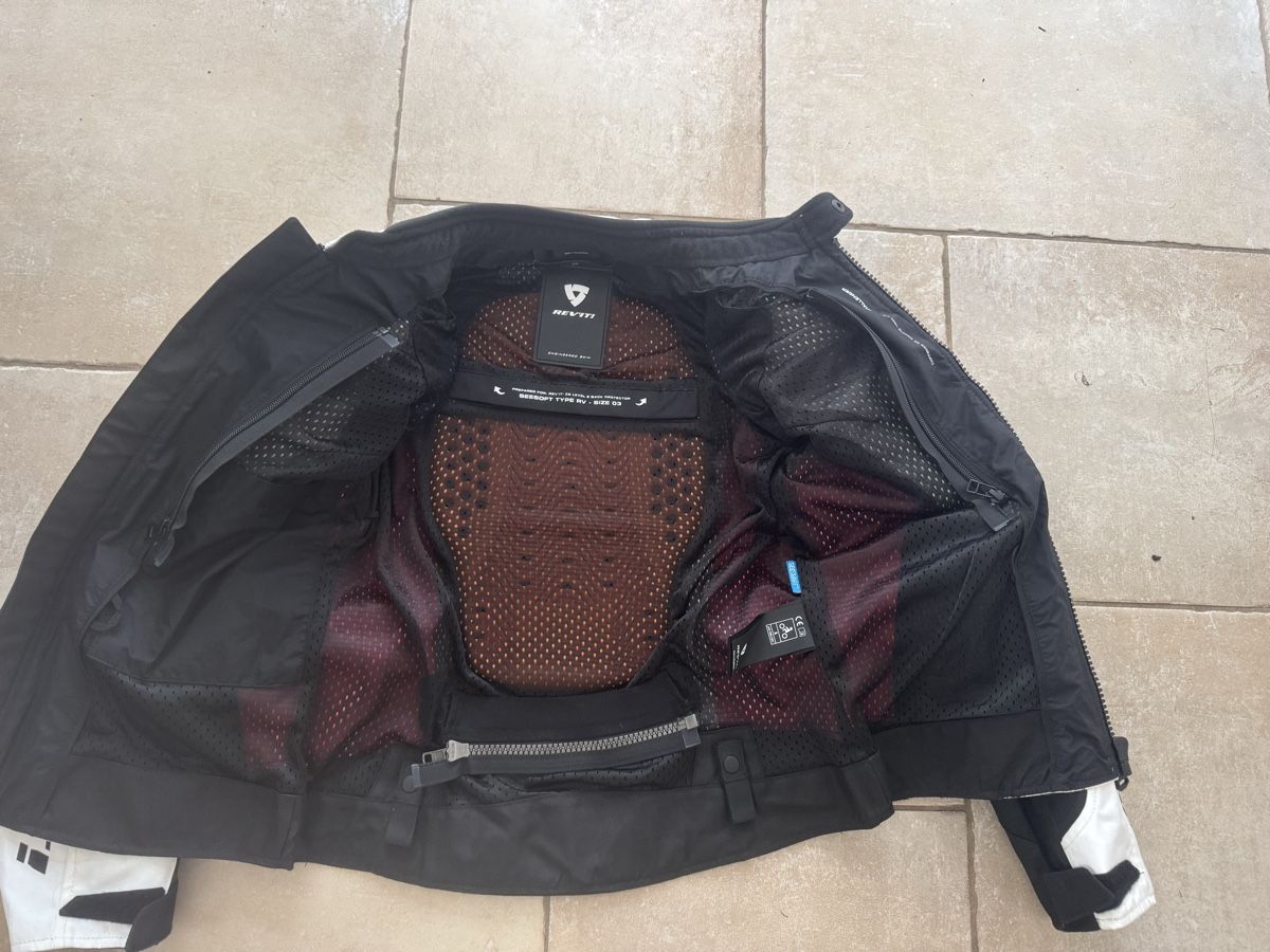 Giacche: Damen Motorradjacke Gr. 36 – Usato da Oberweningen venduto da Bumblebee2 2