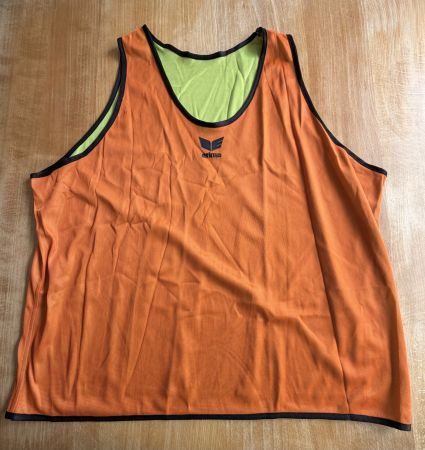 7 Trainingsleibchen / Sport-Markierwesten