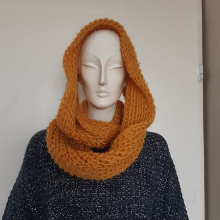 Warmer Strick-Loop Schal in Senfgelb, ideal für den Winter!